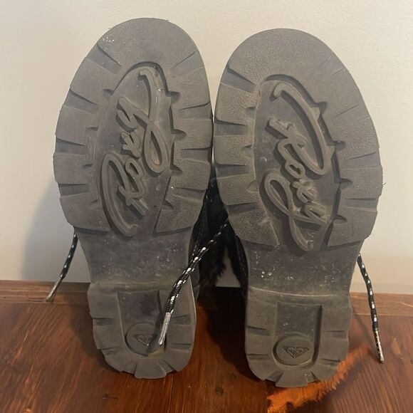 Roxy Tamarac Black Boots with Fur Trim Size 6.5 - Picture 10 of 13